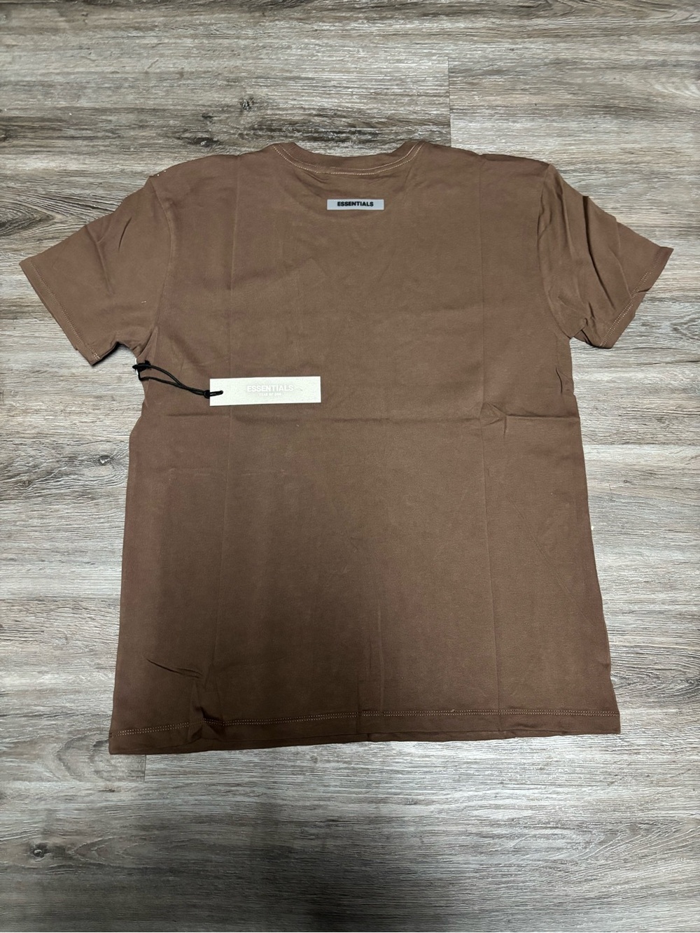 FW20 fear of god essentials Raindrum Tee - Picture 4 of 5